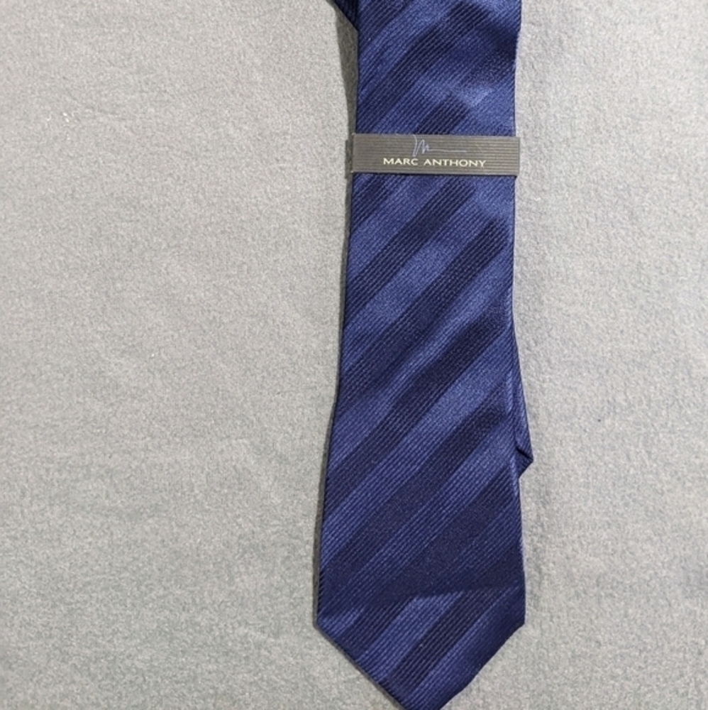 Marc Anthony neck tie‎ blue striped 100% silk